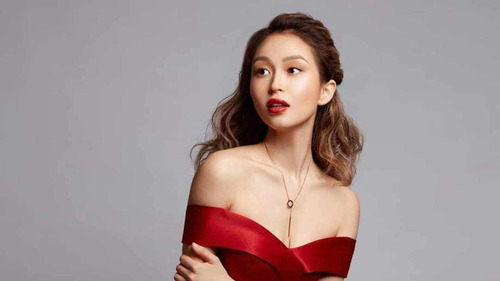 Ч.Сэлэнгэ:  Магтаал, шүүмжлэлийг тэнцүү хүлээж авна